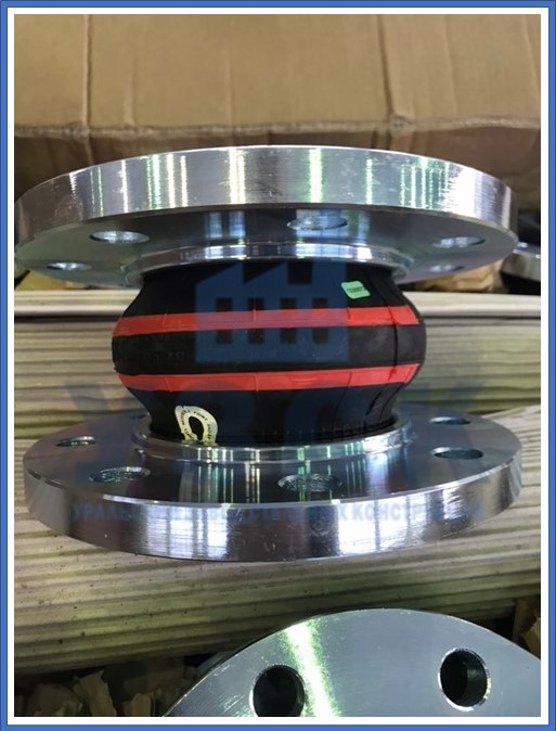 компенсатор резиновый фланцевый в Севастополе